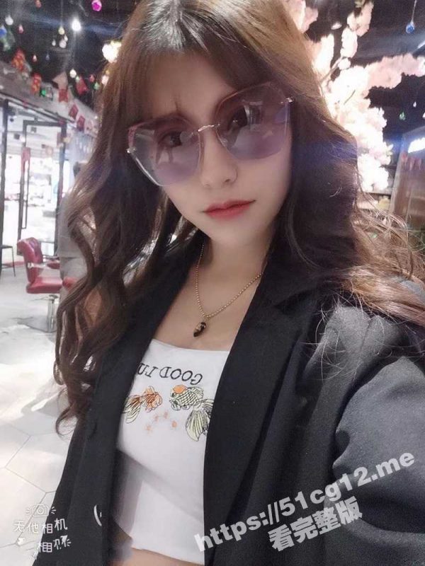 调教人妻骚奴 杨倩琳 露脸让大哥调教玩弄！只有这样女人才会对你死心塌地 就不能把她当人！-51吃瓜网