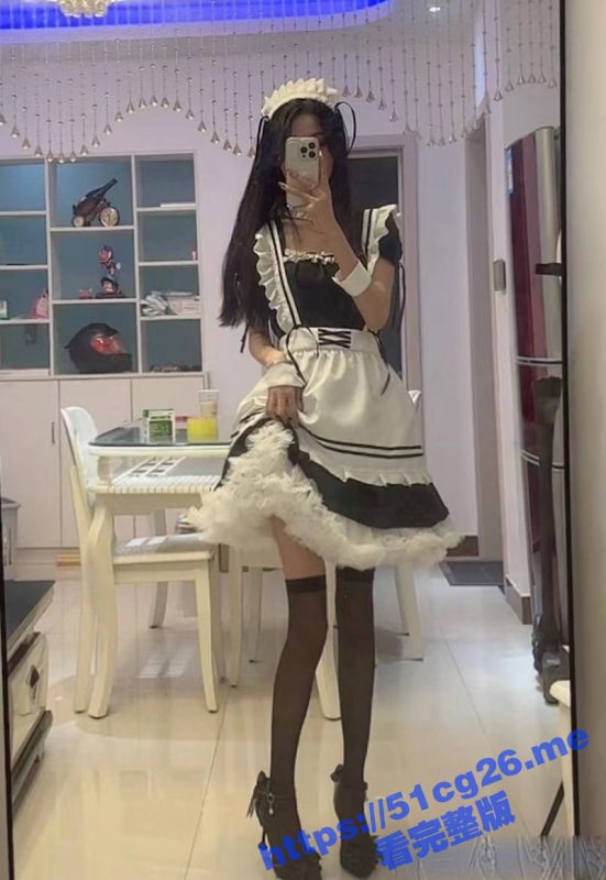 推特顶级约炮大神 一杆钢枪 开发清纯大学生 晚上去学校接她 然后叫上兄弟一起操她！-51吃瓜网