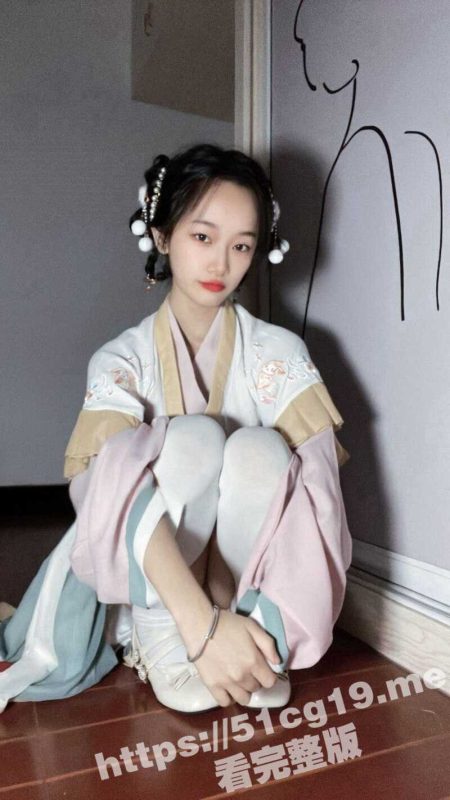 推特网黄博主 04年女大学生 胡椒籽 肛珠/公主裙/女宿舍/洗手间自慰 四大经典喷水系列完整合集-51吃瓜网