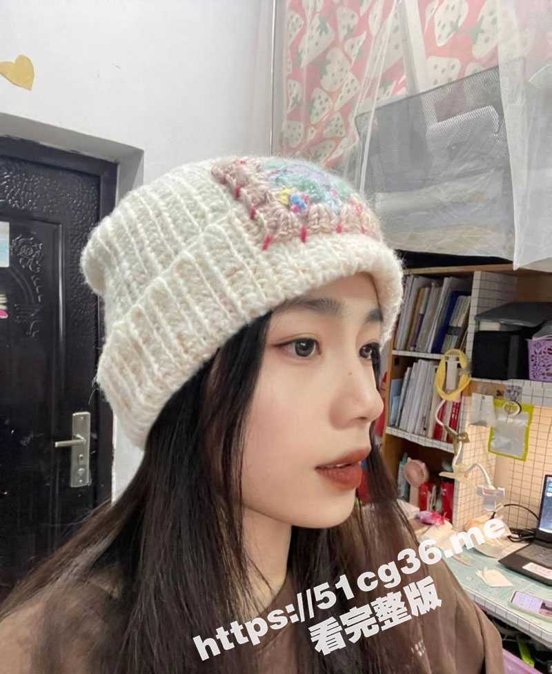 成都文理学院 极品清纯校花 蒋梦莹 性爱视频流出 这脚能玩1年 真是太美了 - 51吃瓜网-51吃瓜网