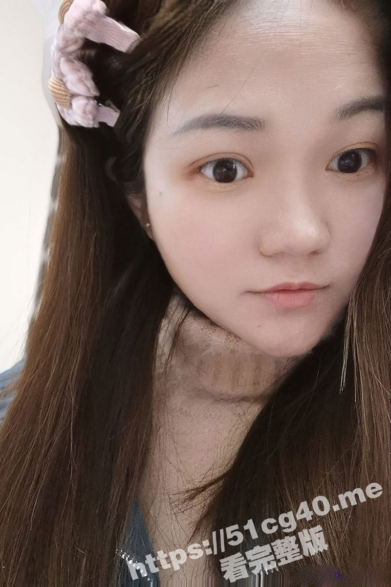 四川地方幼儿园 清纯幼师 有个绿帽癖老公 穿着包臀裙加黑丝 被网约的单男疯狂插入 - 51吃瓜网-51吃瓜网