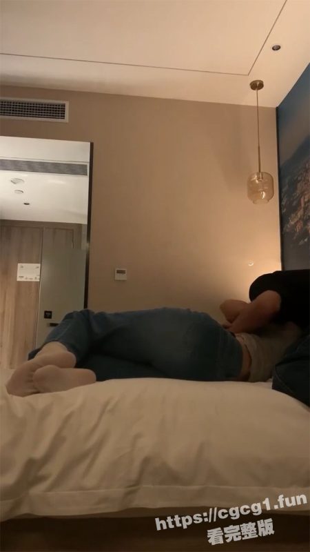 探花史上最大滑铁卢 完整版！最守贞操女主手捂住逼不给操 大神终究攻破妹子防线 无套爆操！-51吃瓜网