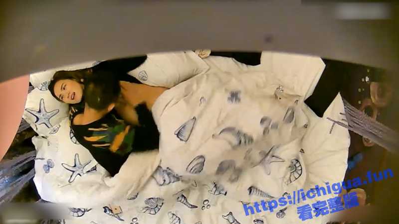 偷情男女在酒店干柴烈火激烈啪啪 正要发起最后的冲刺时抬头发现摄像头瞬间萎缩 然后起身怒拆摄像头 - 51吃瓜网-51吃瓜网