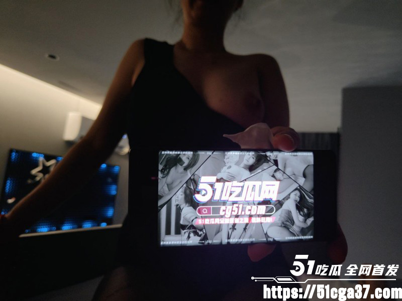 51原创我的宠物女友 骚姐电竞酒店饥渴求操 手撕黑丝激情交合 蜜舌狂舔肿胀龟头！-51吃瓜网