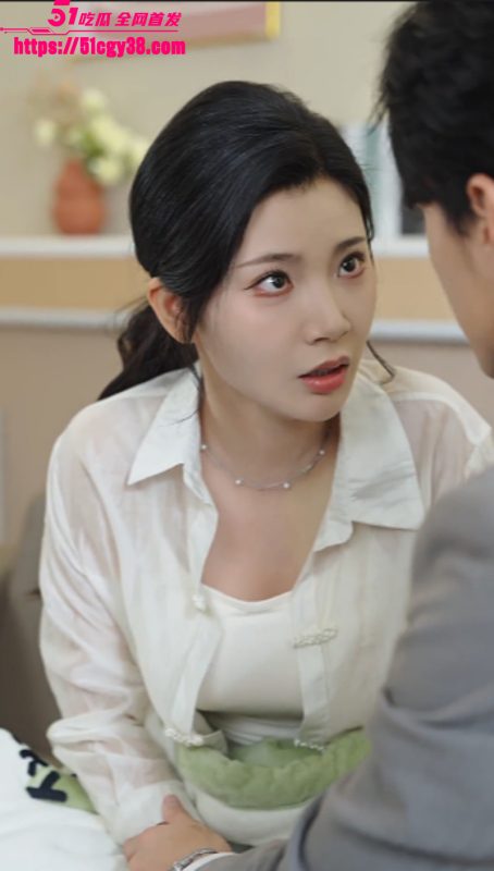 每日短剧《挥之不去的梦魇》异性恐惧症患者为治愈心中疾病 接受催眠治疗后疑似遭侵犯!-51吃瓜网