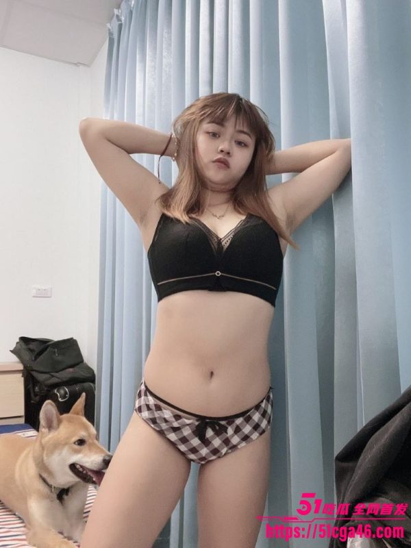 推特大神 调教极品微胖少妇 巨乳蜜桃臀曲线丰腴撩人 镜头前道具自慰 淫水狂喷！-51吃瓜网