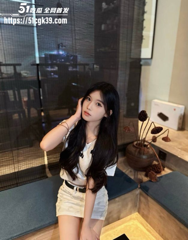 乱伦大神 与妹妹的点点滴滴 偷看妹妹洗澡不料被主动勾引 无套暴操精液灌满骚穴！-51吃瓜网