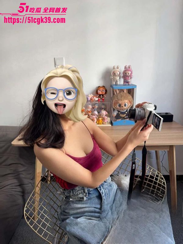 乱伦大神 39岁大屁股妈妈30岁堂姐 把堂姐操到娇喘连连 直呼让精液全射给她！-51吃瓜网