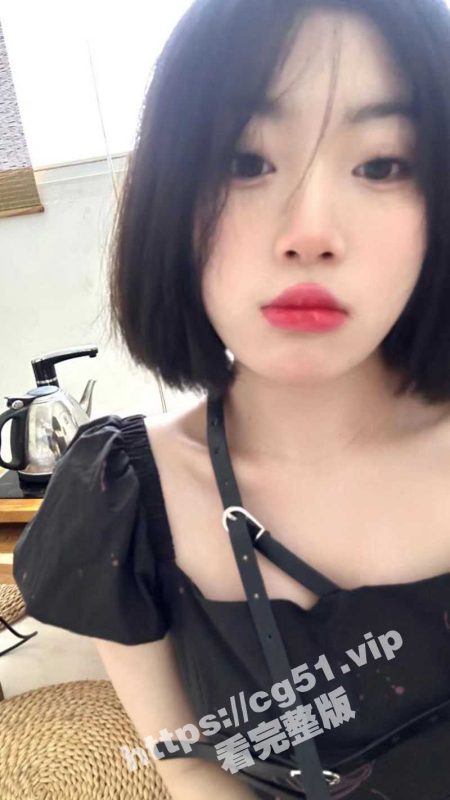 瓜友分享前女友 反差感极大 Q版女大学生 榨精母狗 淫叫一流 最喜欢男人后入蜜桃臀打屁股-51吃瓜网