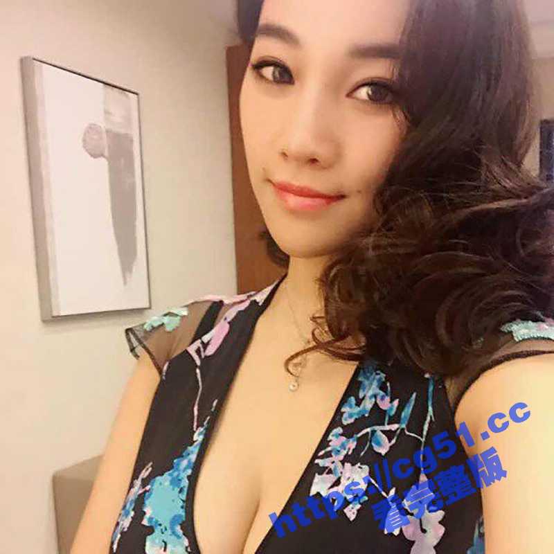 网曝门事件！15年旅游小姐全球大赛 深港澳赛区亚军 谭X娟 不雅视图流出 还有些羞涩！-51吃瓜网