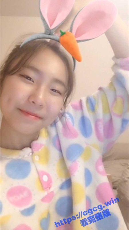 韩国眼镜妹裸贷视频流出 妹子这身材不错 再整个容就是一个韩国美女了!-51吃瓜网