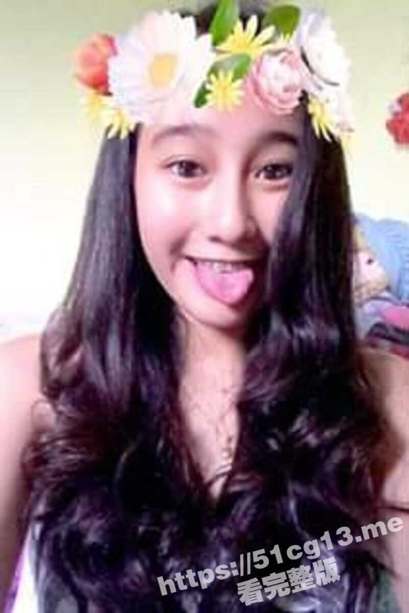 新加坡高颜值的选美小姐 与男友口爆 做爱自拍视频 被网曝露脸泄密流出 - 51吃瓜网-51吃瓜网