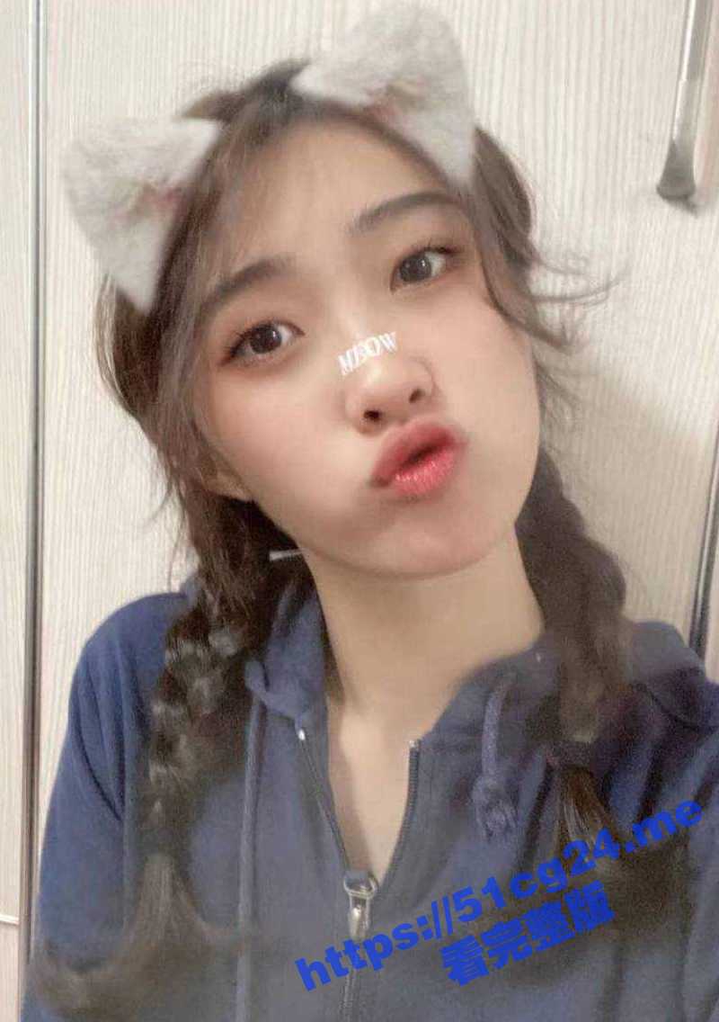 广州理工学院 刘美彤 音乐表演专业！骚鸡勾引男人上床 口交的样子真TM骚 为了挨草连套都等不及带 - 51吃瓜网-51吃瓜网