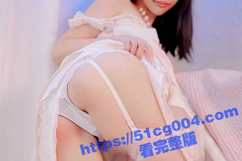 网红美少女 铃木美咲 大尺度淫乱新作之弟弟打飞机被发现姐姐亲自上阵解决！ - 51吃瓜网-51吃瓜网