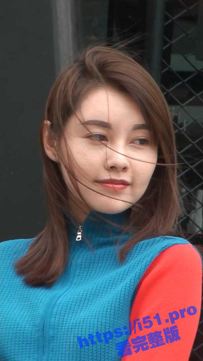 大神街边偷拍抄底 美女如云的大街上 极限偷拍气质美女裙下风光 丁字裤骚内 超正美女BB露出来一半 - 51吃瓜网-51吃瓜网