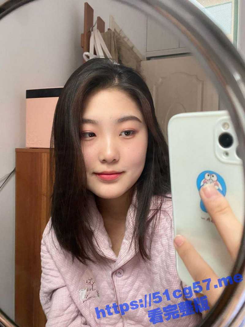 兄弟的极品微胖反差婊女友 性感白丝美腿撩人 背着兄弟主动求操 抱腿配合被操 这叫声也太淫荡了 - 51吃瓜网-51吃瓜网