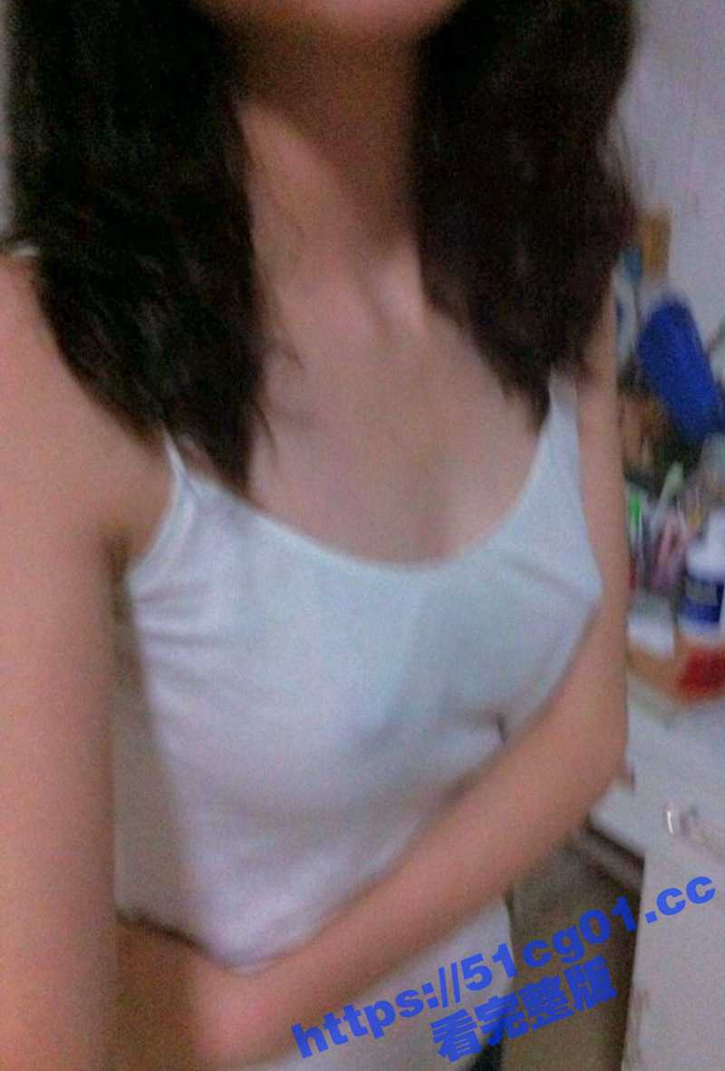 新招进学生会的超嫩大一学妹 清纯气质美乳丰盈 被学长调教得很听话 嫩穴肉眼可见的紧致！ - 51吃瓜网-51吃瓜网