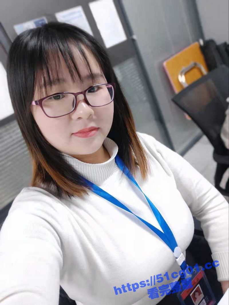 曹县翰林府2.0！重庆万州售楼部女销售 何佳蓉 为提升业绩和客户裸聊 18分钟视频曝光！ - 51吃瓜网-51吃瓜网