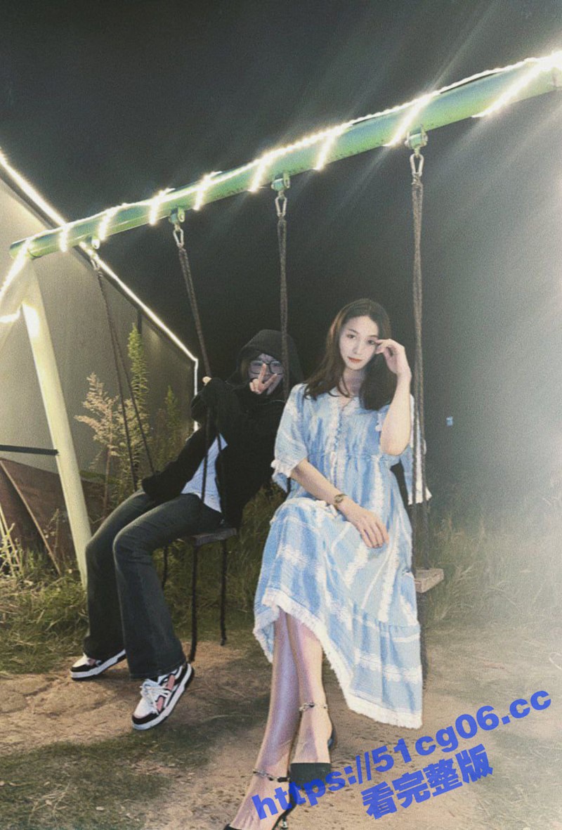 超高颜值反差婊口交吃鸡 气质清冷御姐自拍口交毒龙 看着镜头吮吸蛋蛋 技术好得让人猝不及防 - 51吃瓜网-51吃瓜网