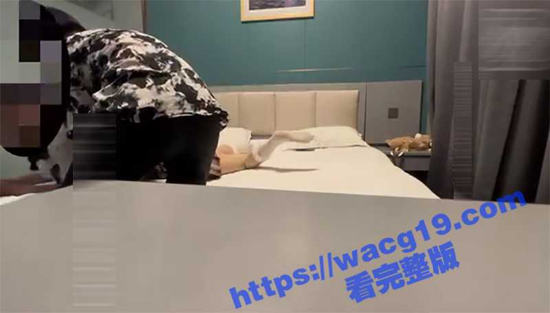 真实兄妹乱伦 朝思暮想一年的双马尾萝莉表妹 体会到了肉棒带来的快乐 彻底成为哥哥的性欲玩伴！ - 51吃瓜网-51吃瓜网