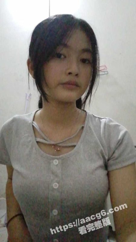 柳州职业技术学院学生妹梁倩倩 巨乳反差母狗人见人爱的尤物 操到最后太爽了还暗自偷笑-51吃瓜网