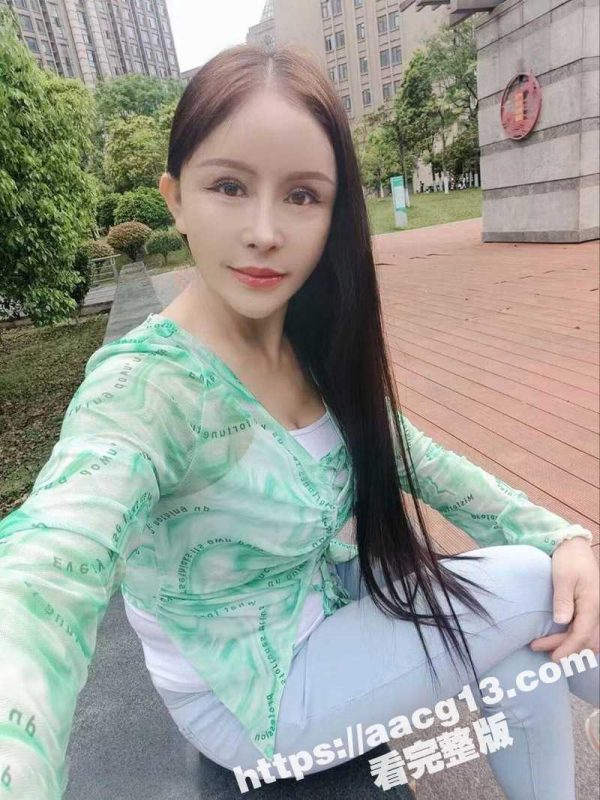 上海律师事务所 极品身材女律师 甘愿当上司性奴 勾引别人老公性爱自拍 被上司原配捉奸并爆光-51吃瓜网