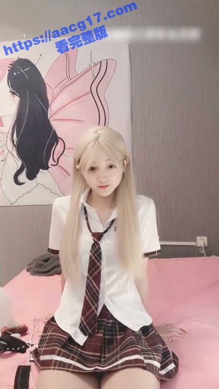 04年极品尤物初下海 皮肤白皙身材纤细修长 遭猥琐大叔各种玩弄打桩爆操-51吃瓜网