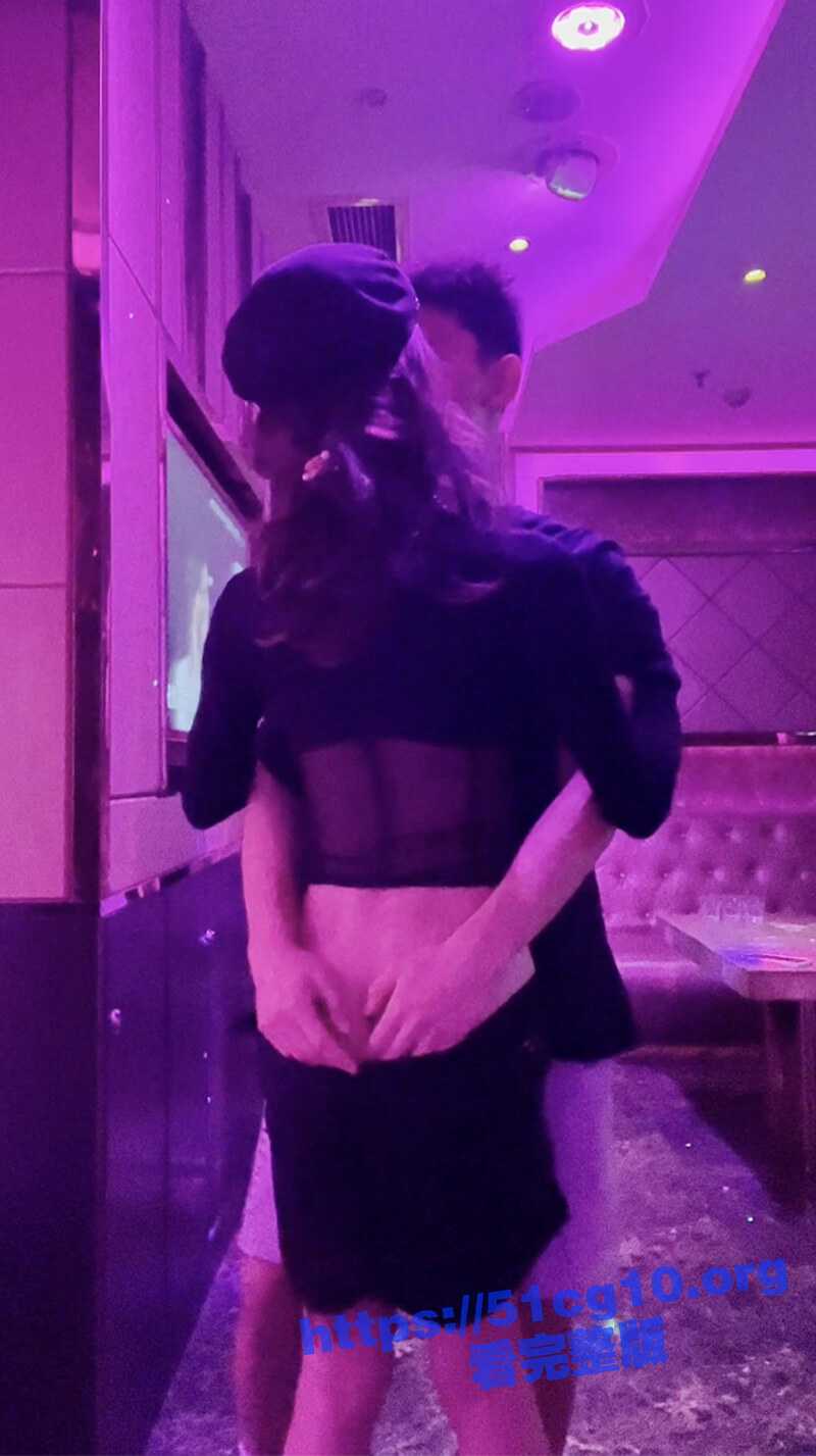 Ts童酱 成都约啪在校大学生KTV淫乱趴厕所操穴，小哥哥以为走了桃花运，没想到操了半天是屁眼自己还不知道 - 51吃瓜网-51吃瓜网